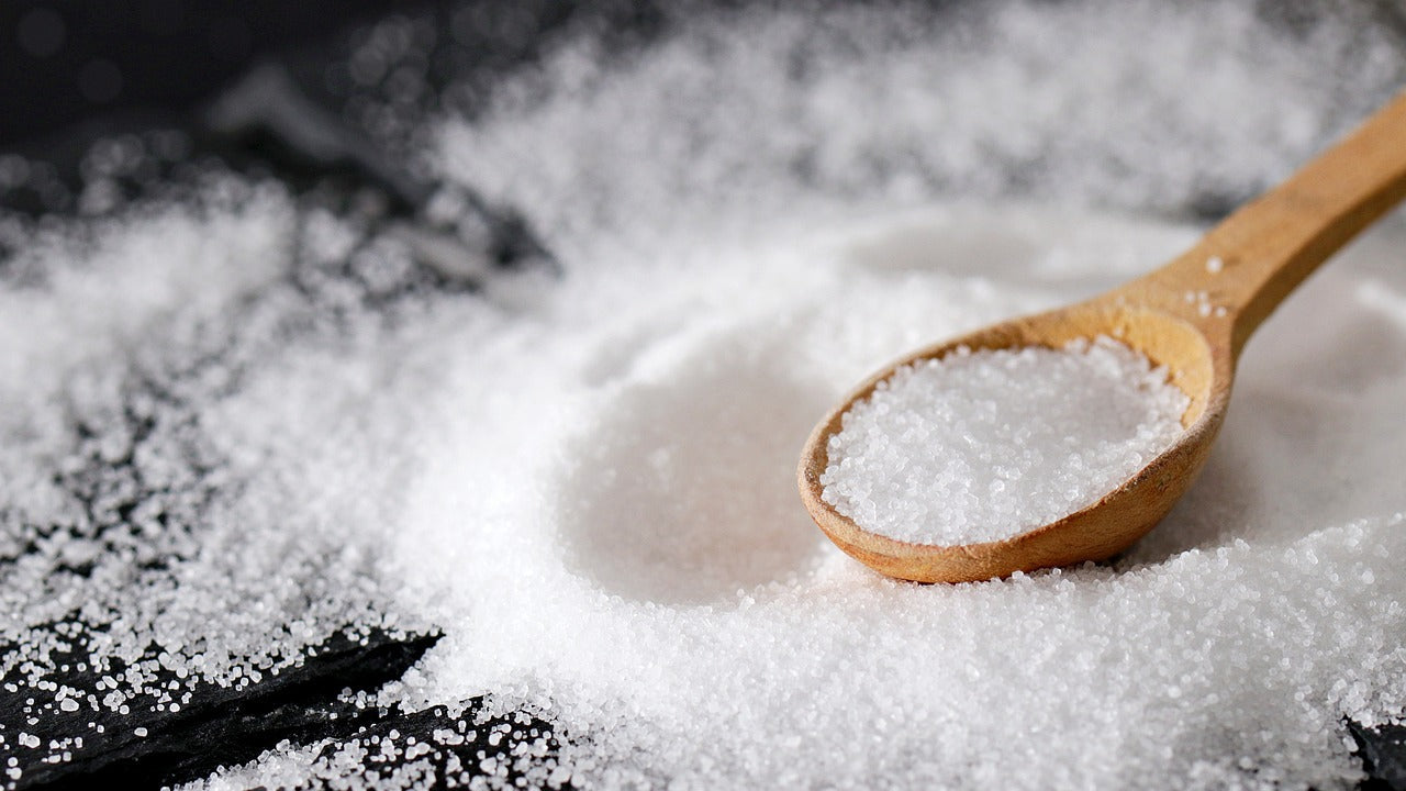 The Viral Salt Trick for Men: What It Really Does for Blood Flow and Fertility
